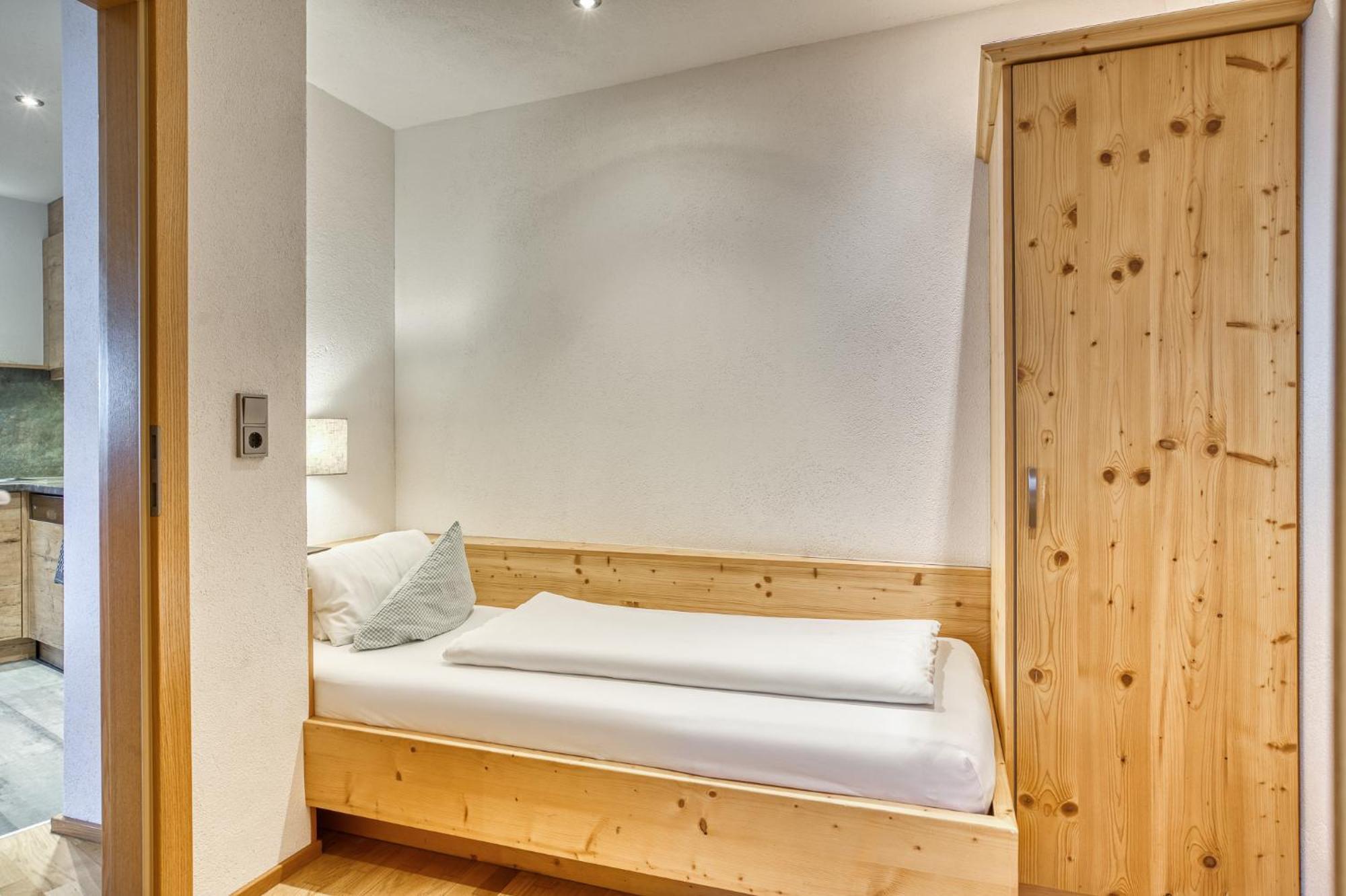 Hotel Alpenstolz 米耶德斯 客房 照片